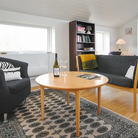 Hilmer - 250m From The Sea By Interhome Feriehus