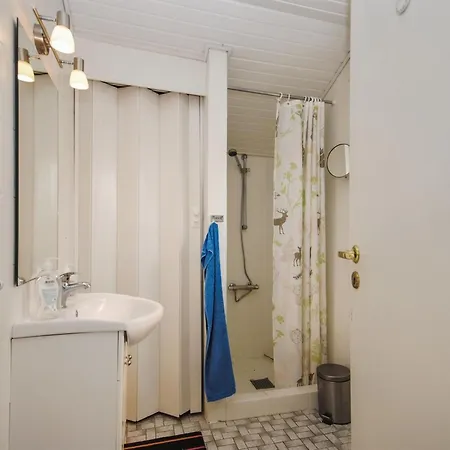 Hilmer - 250m From The Sea By Interhome